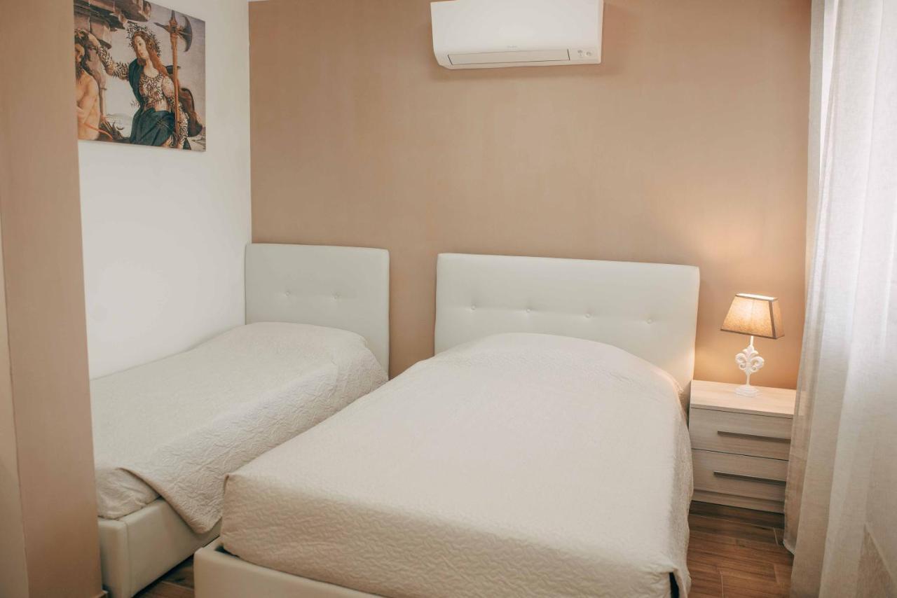 Affitta Camere La Fenice Di Folli Lorella Puegnago Extérieur photo