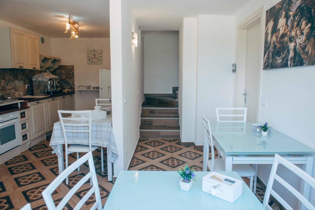Affitta Camere La Fenice Di Folli Lorella Puegnago Extérieur photo