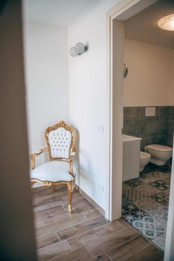 Affitta Camere La Fenice Di Folli Lorella Puegnago Extérieur photo