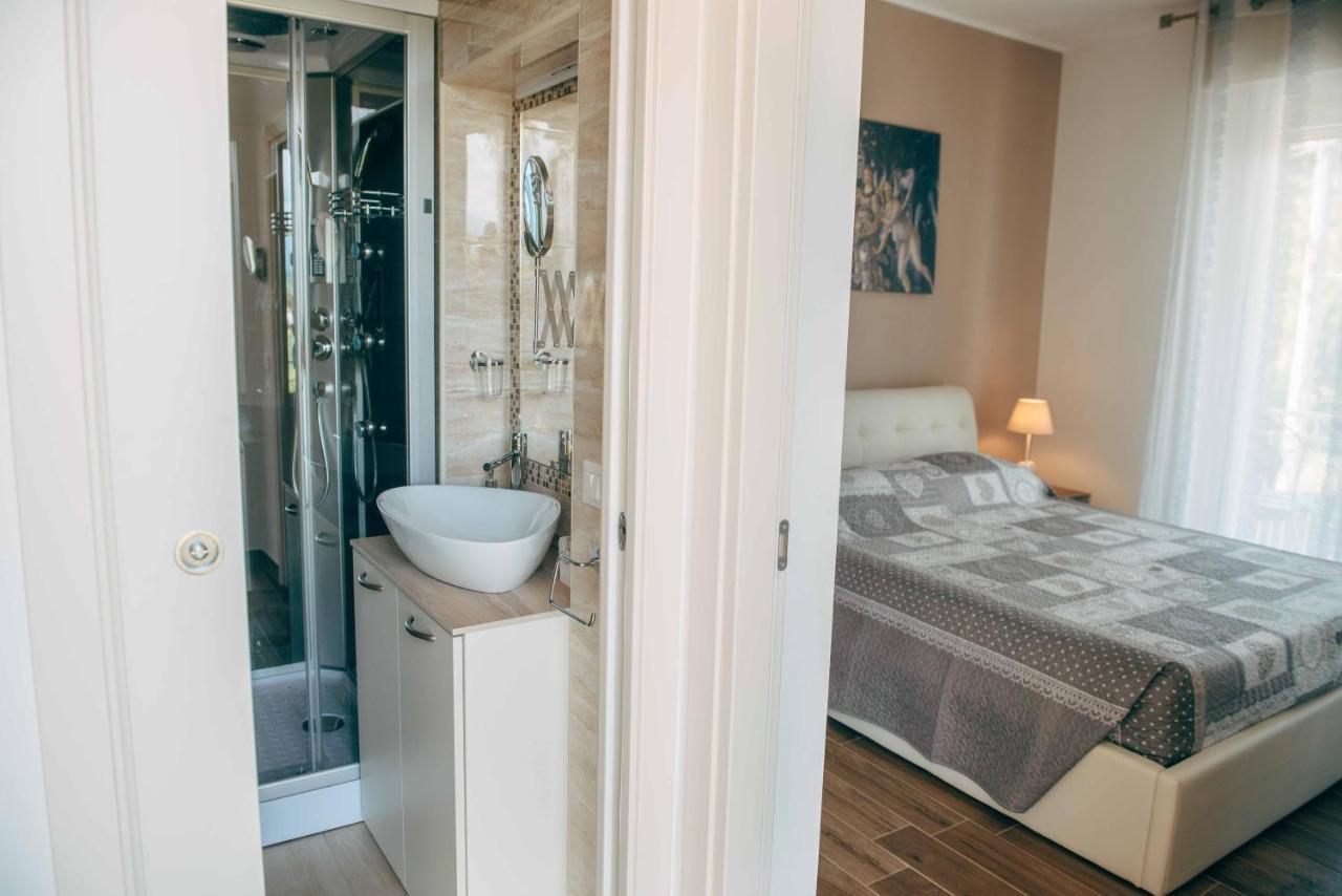 Affitta Camere La Fenice Di Folli Lorella Puegnago Extérieur photo