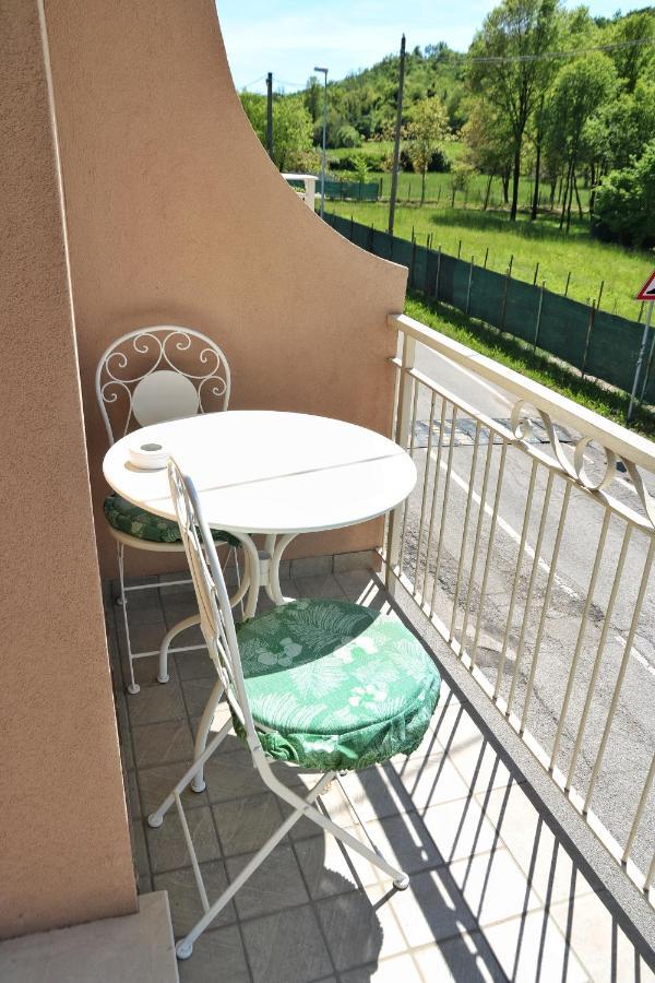 Affitta Camere La Fenice Di Folli Lorella Puegnago Extérieur photo